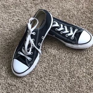 Converse low top sz2